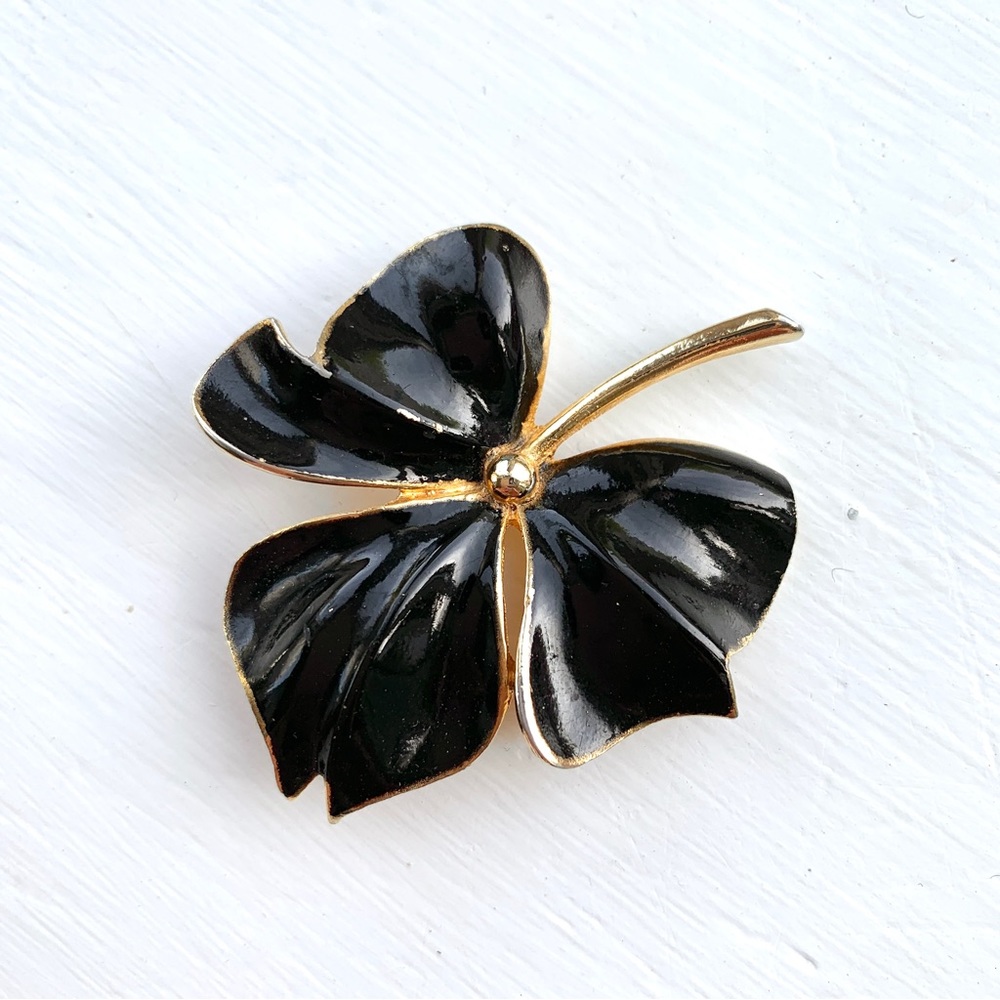 Vintage Torino black enamel golden leaf brooch pin signed - Picture 6 of 16